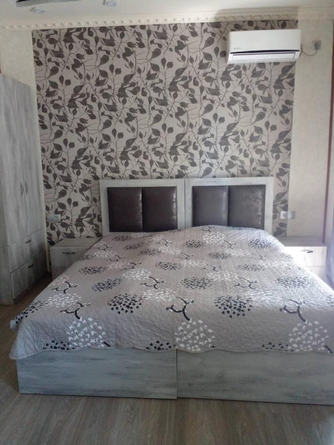 Guest House Uta Tiflis Exterior foto