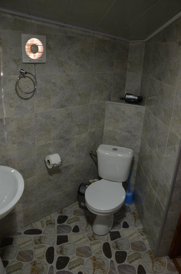 Guest House Uta Tiflis Exterior foto