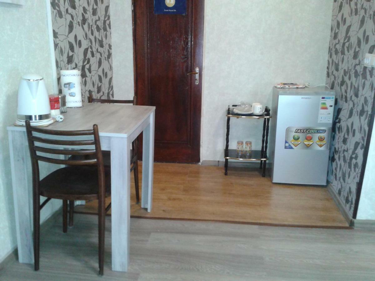 Guest House Uta Tiflis Exterior foto